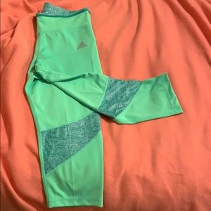ADIDAS SIZE M WORKOUT CROP LEGGINGS